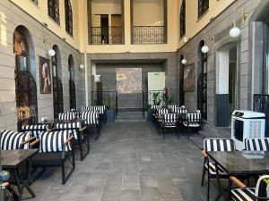 Blackhan Palace Hotel