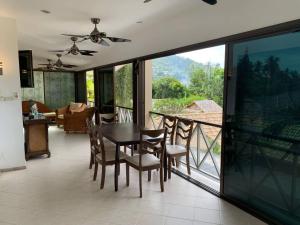 Chaweng Noi 5BR Pool Views