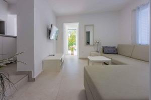 Apartments in Crikvenica 45902