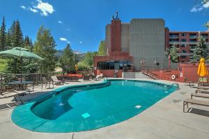 4429 Beaver Run Resort