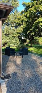 Studio bois du bournat piscine et tranquilité