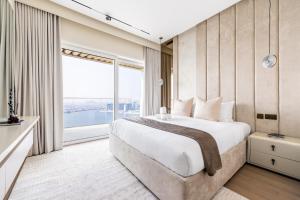 Luxurious Bliss - 3-BR plus maids - Grand Bleu by Elie Saab