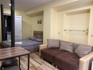 Vakhtang Gorgasali apartment