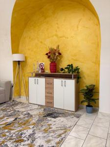 Dépendance of the Frazzetto Sisters