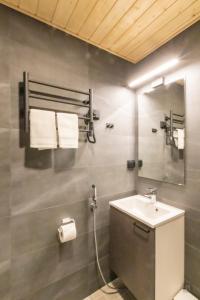 Ruka Trek Gasthaus & Hard Trek Café