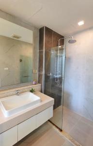 The Astra Chiangmai 1bed 1living bathtub