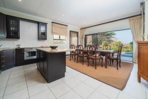 22 Uluwatu - Zimbali