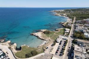 Coastal Chic Rooftop Vista Mare