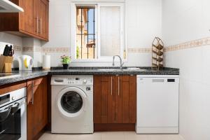 Townhouse with ocean views, BBQ, elevator, padel and pool - COSTA GALERA PARK 25