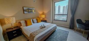 La Buena Vida Holiday Homes, Luxe, 3BR with, full kitchen, Marina View, by JBR Beach, Tram & Marina