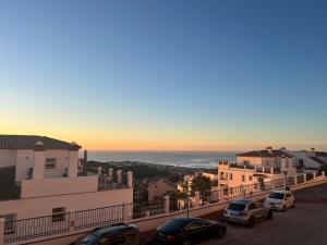 Spacious Andalusian Apartment, Sea View, between Malaga and Marbella