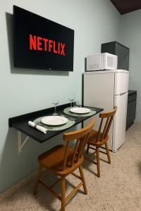 Smart Studios 102 com ar wifi e garagem prox ao Shopping