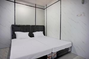 OYO 94903 Akasia Guesthouse