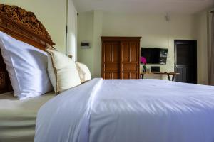 Dream Villa 1bd with a swimming pool