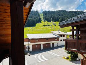 Appartement cosy au pied des pistes avec wifi - FR-1-505-15