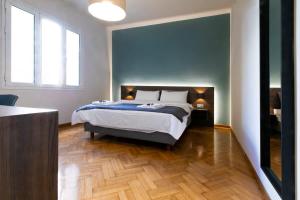 Spacious Central Apartment Close to Metro