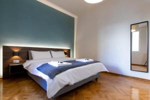 Spacious Central Apartment Close to Metro