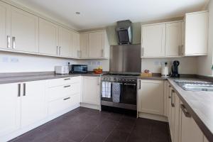 Quiet & Comfortable Leicester Stay, Glen View, Free Parking