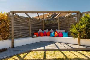 Family Seaside Escape - 5 Mins to Beach