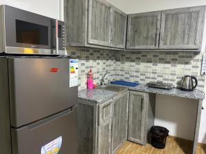 A double bed apartment in heart of Amman شارع سلطان الهند خلف ش عبدالله غوشه