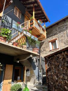 Quite possibly the most romantic house in the Italian Alps
