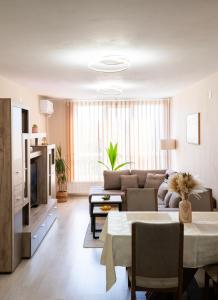 Апартамент за гости Happy Home