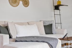 Svyvo Cologne-Esch Design Apartment