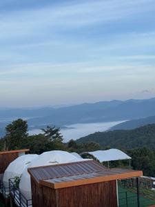 เขาเเสงจันทร์ ม่อนเเจ่ม