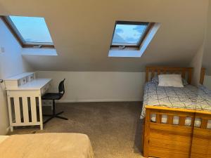 Large triple room in Canada Water London