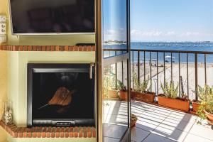 Encantador apartamento con vistas al mar y AC