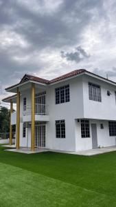 Angguns palace