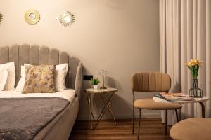 Extra Large 2BR Apartment Next to Metro Station