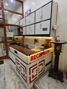 CN Comforts Hotel & Dormitory