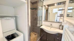 Appartement en résidence avec piscine, cour privée