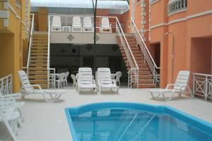 Clube do Mar-rua 224-Itapema Meia Praia Apt 201 A