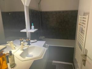 Practical 1-BR apartment next to Le Bon Marché