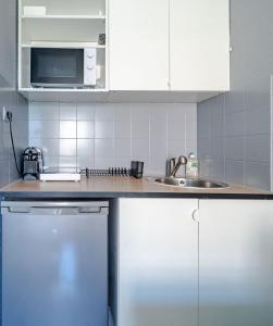 Cosy 2-Room Flat - Nice Train Station - City Center