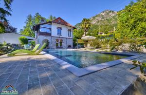 Villa Velia with air conditioning and private pool