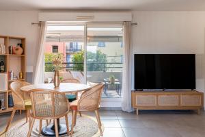 Bright apartment in Cannes for 6 people
