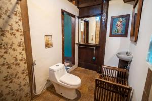 Cozy 3-Bedroom Lumbung Cabin in Central Sanur, Bali