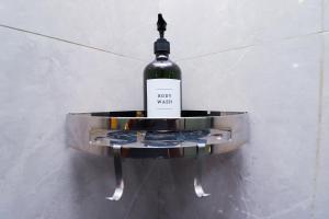 Serenity Stays-Deluxe Master