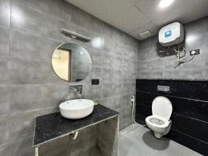 Ginger Suites By Aura