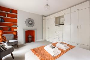 New! Modern 2BR Flat, 4 mins to Lambeth North