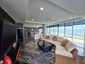 Musselana Beachfront Luxury Suite