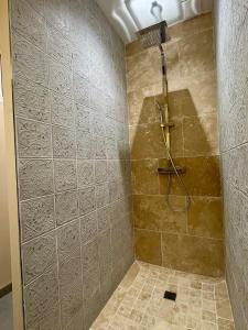 Magnanerie avec Tropezienne Uzès Arpaillargues