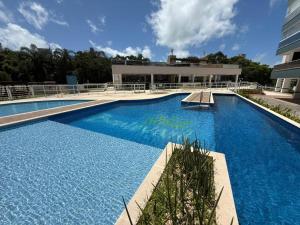cód 56 - Apartamento á 300M do mar