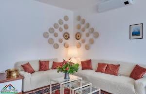 Villa Rosa with Air Conditioning and Lake View