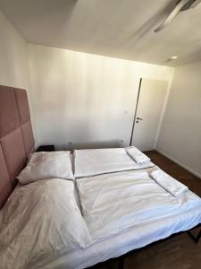 Sweet 2BR Apt, next to U6 Station am Schöpfwerk