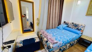 Luxury & stylish & have workstation & comfortable