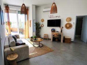 Bel appartement avec piscine en bord de mer